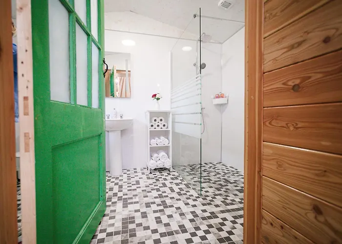 The Snowdrop Luxury tent Galway